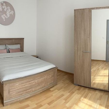 Appartement 1 Chambre Rue Faubourg De Besancon Montbeliard Exterior photo